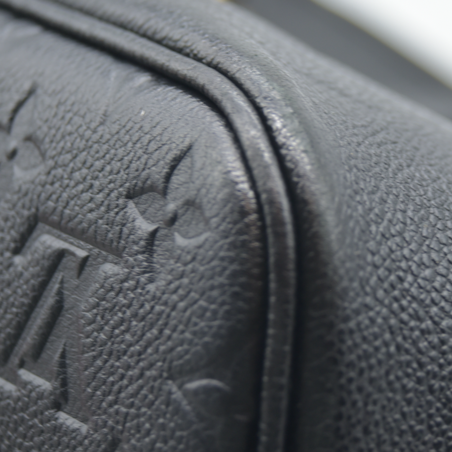 AUCTION $2940 Louis Vuitton LV Monogram Neverfull  MM Empreinte Black