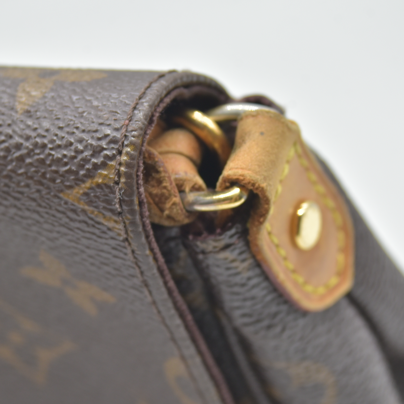 $1670 2014 Louis Vuitton Favorite MM Monogram SA1114