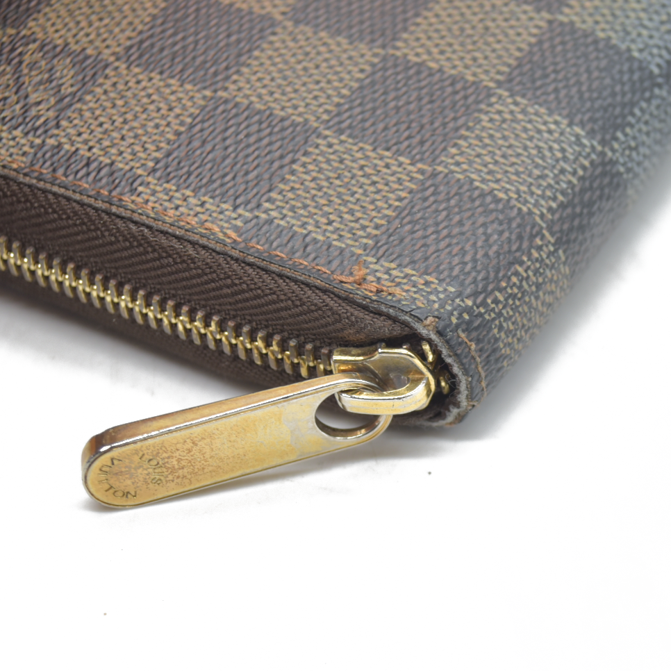 $915 Louis Vuitton Damier Ebene Zippy Wallet CONSIGNMENT VI4057 2007