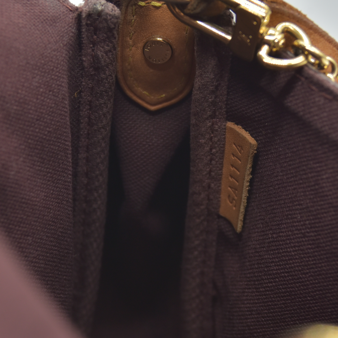 $1670 2014 Louis Vuitton Favorite MM Monogram SA1114