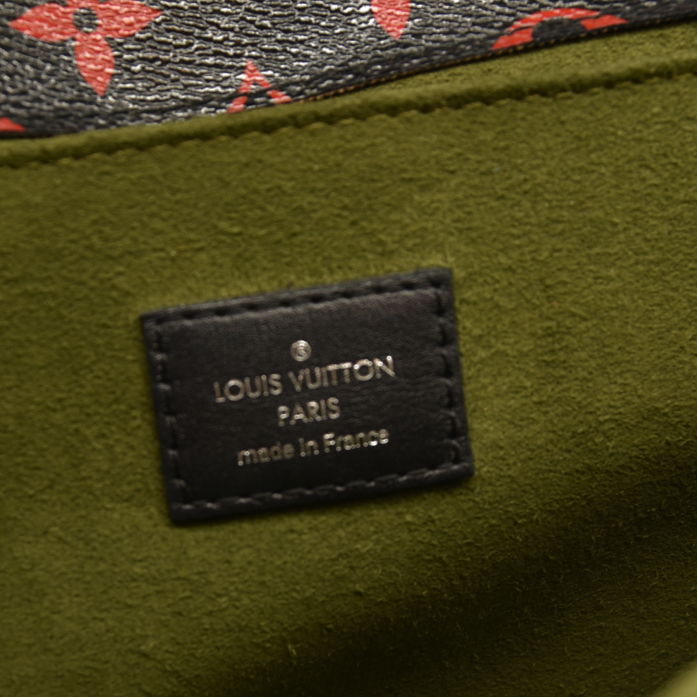 Louis Vuitton  Monogram Infrarouge Pochette Metis DR4196