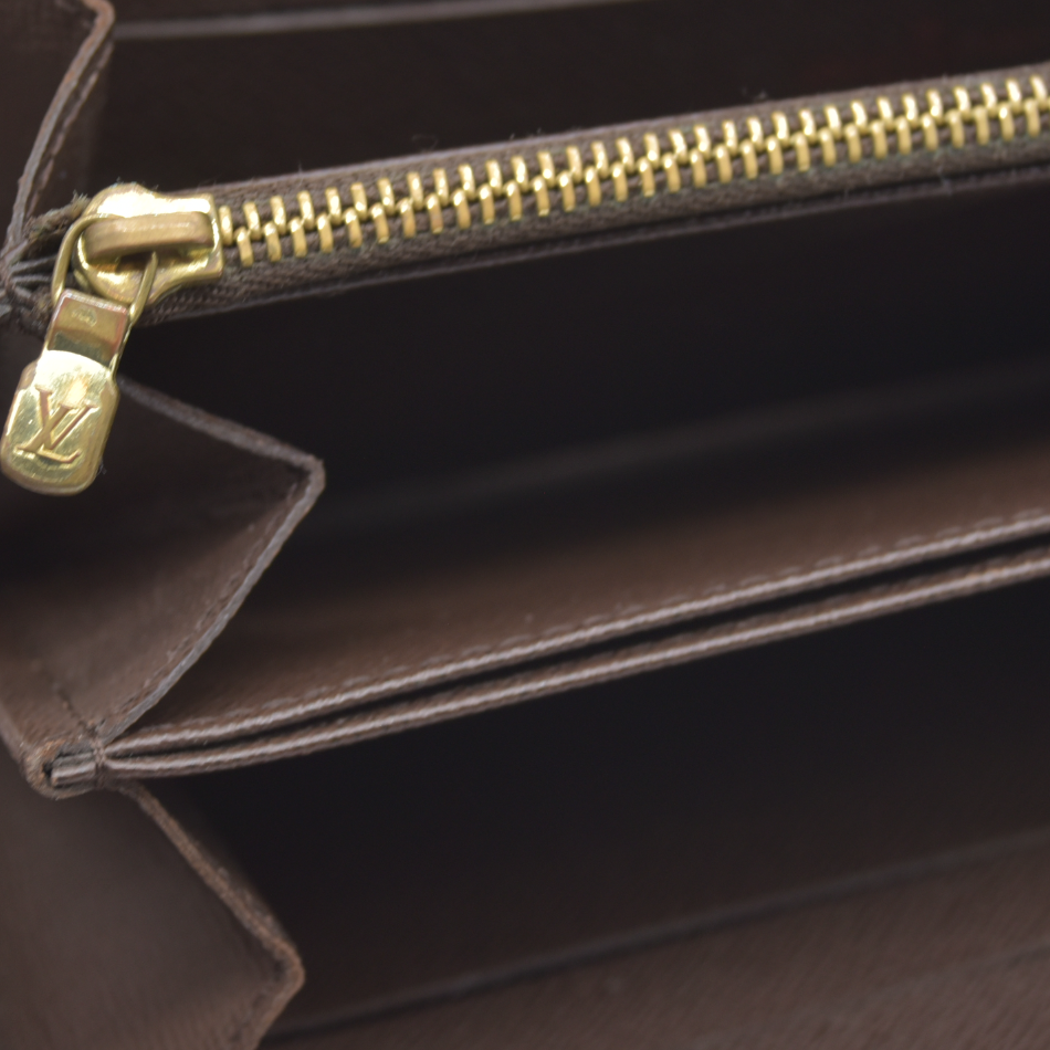 $915 Louis Vuitton Damier Ebene Zippy Wallet CONSIGNMENT VI4057 2007