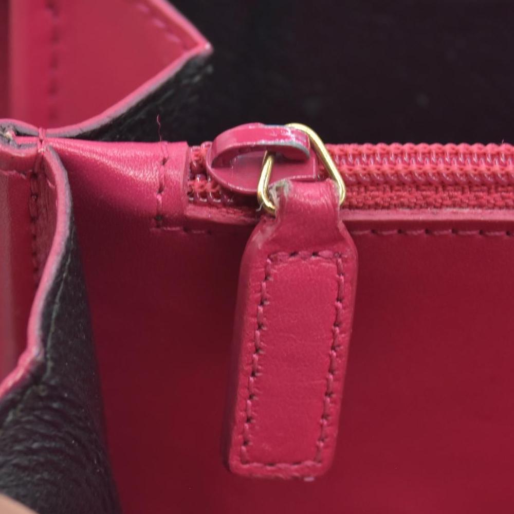 $950 Saint Laurent Pink Organizer Wallet CONSIGNMENT