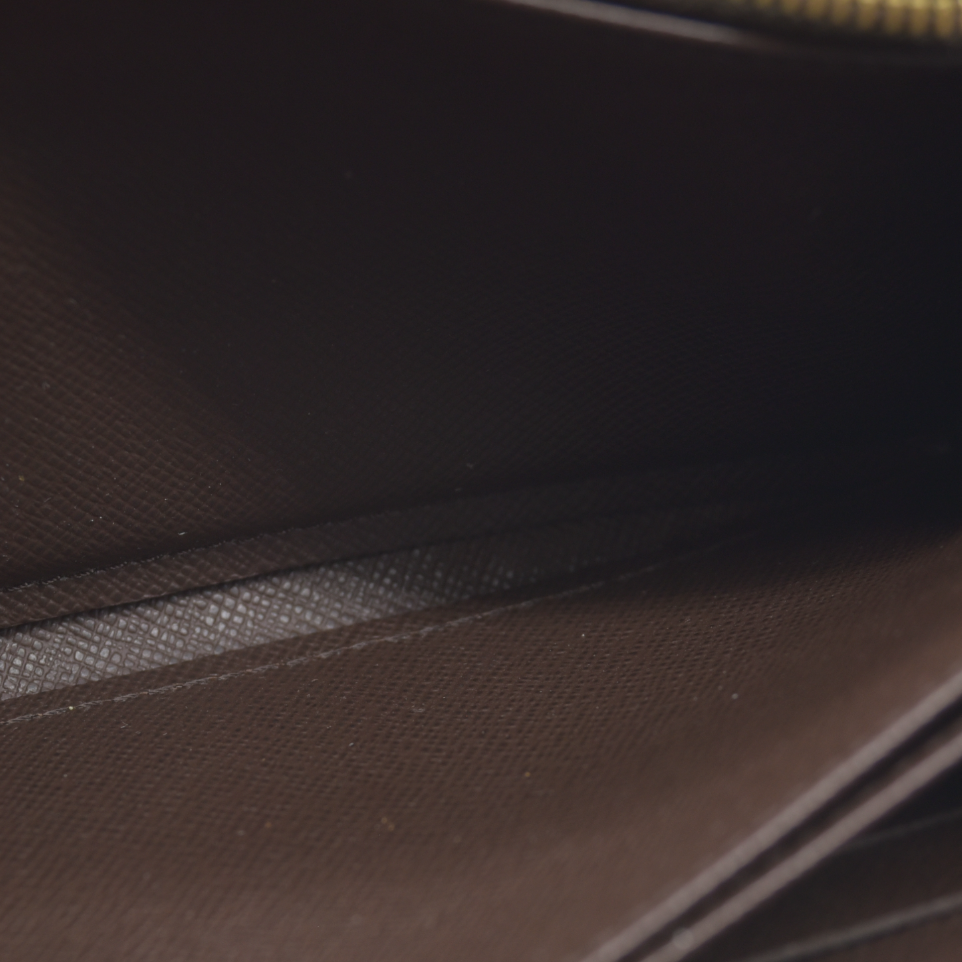 $915 Louis Vuitton Damier Ebene Zippy Wallet CONSIGNMENT VI4057 2007