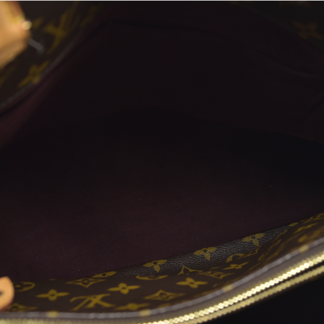 AUCTION $2640  LOUIS VUITTON  Monogram Montaigne GM TR1104