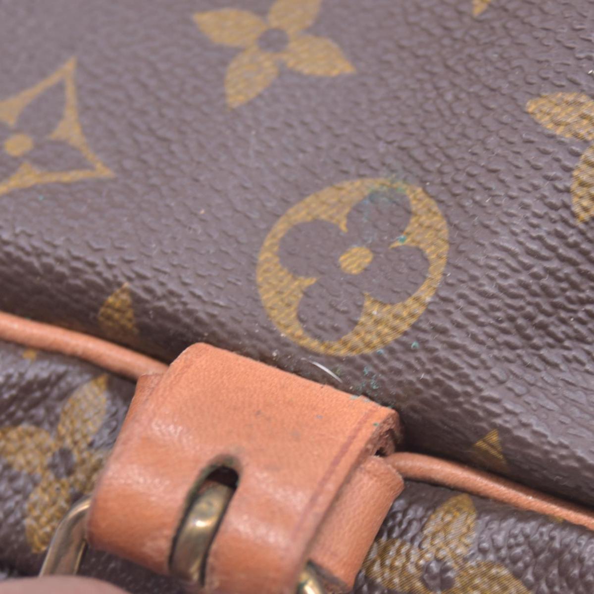 $1260 Louis Vuitton Monogram Saumur 30 CONSIGNMENT