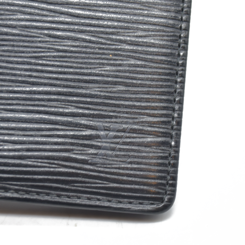 $615 CA0954 CONSIGNMENT Louis Vuitton Epi Marco Bifold Wallet 1994