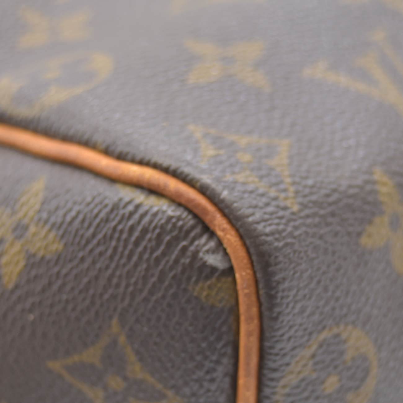 $1490 1989 Louis Vuitton Monogram Speedy 25 MI8912