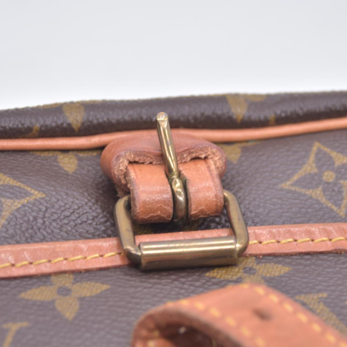 $1260 Louis Vuitton Monogram Saumur 30 CONSIGNMENT