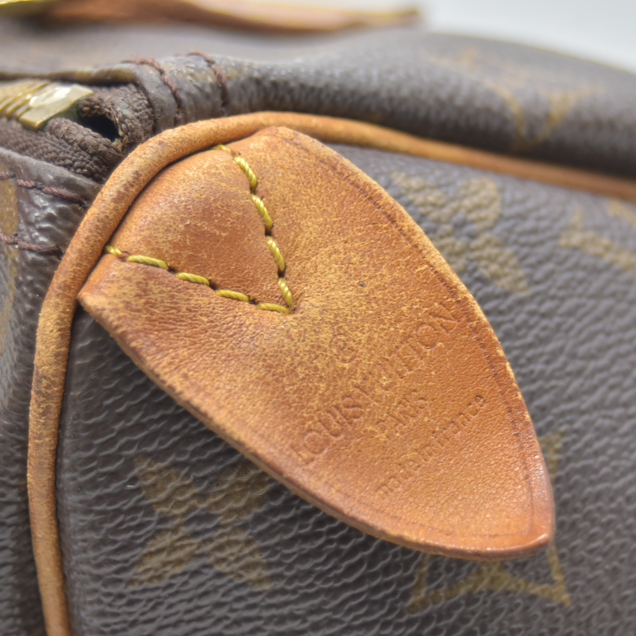 $1490 1989 Louis Vuitton Monogram Speedy 25 MI8912