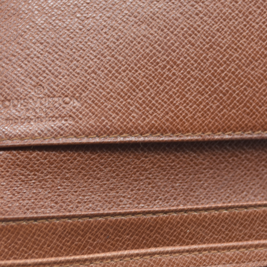$605 1986 Louis Vuitton Monogram Passport Organizer Clutch CONSIGNMENT 864AN