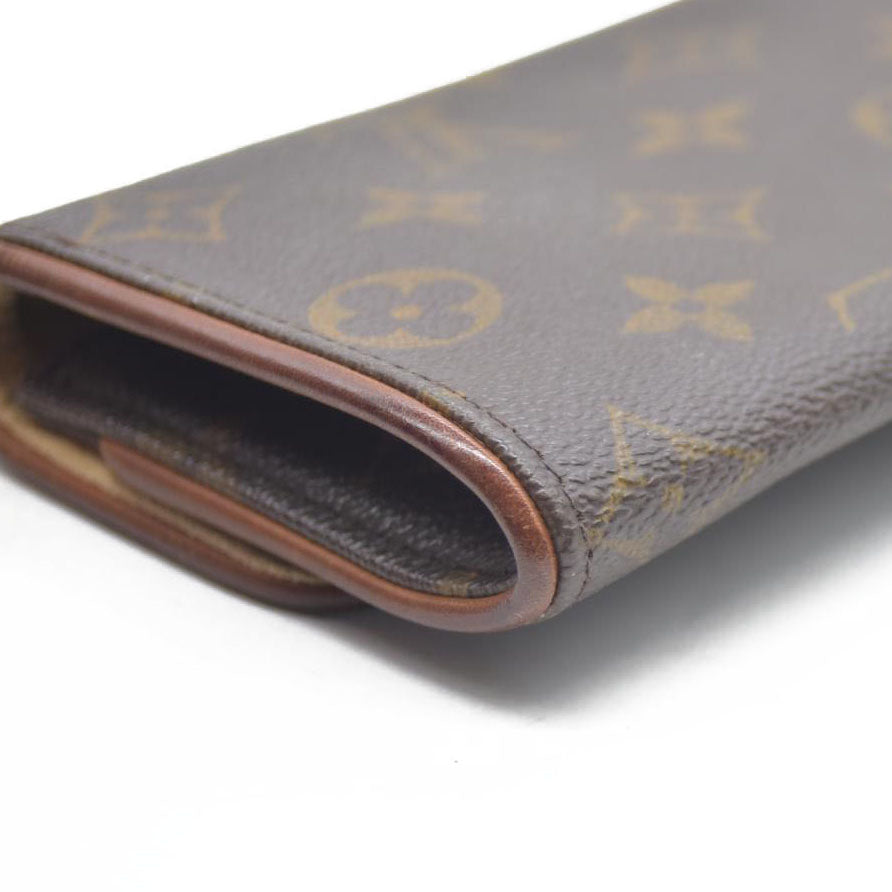 LOUIS VUITTON Monogram Pochette Twin PM