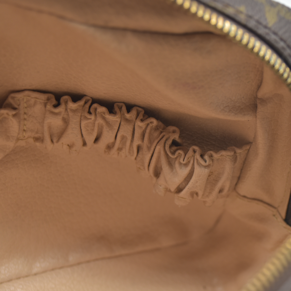 $600 Louis Vuitton Monogram Trousse Toilette 23 CONSIGNMENT 864TH 1986