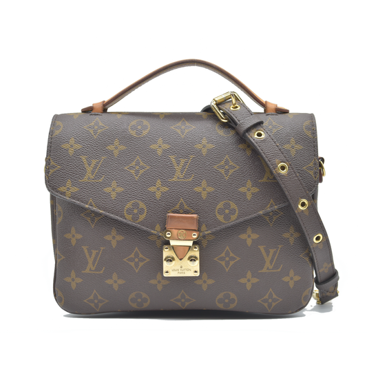 $2760 Louis Vuitton  Monogram Pochette Metis RFID