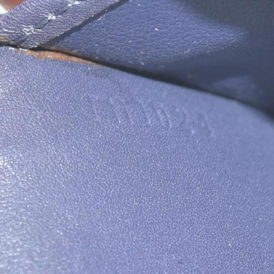 $880 2004 Louis Vuitton Vernis Sarah Wallet Purple Grey CONSIGNMENT TH1024