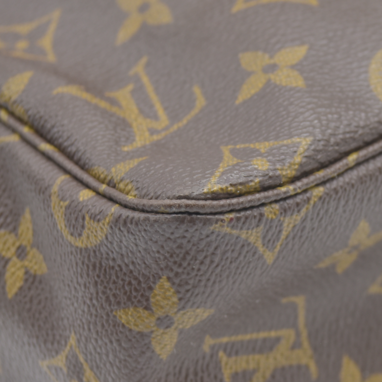 $660 CONSIGNMENT Louis Vuitton Monogram Trousse Toilette 28 MM  874TH 1987