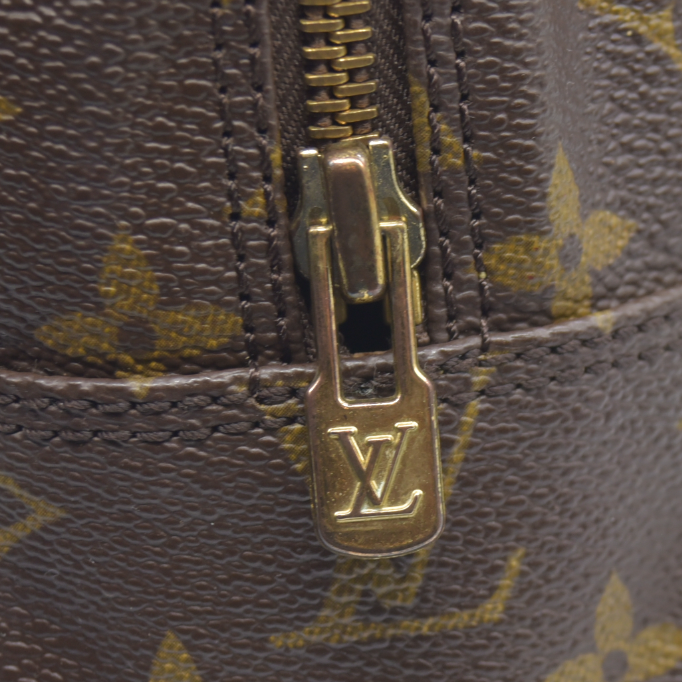 $660 CONSIGNMENT Louis Vuitton Monogram Trousse Toilette 28 MM  874TH 1987