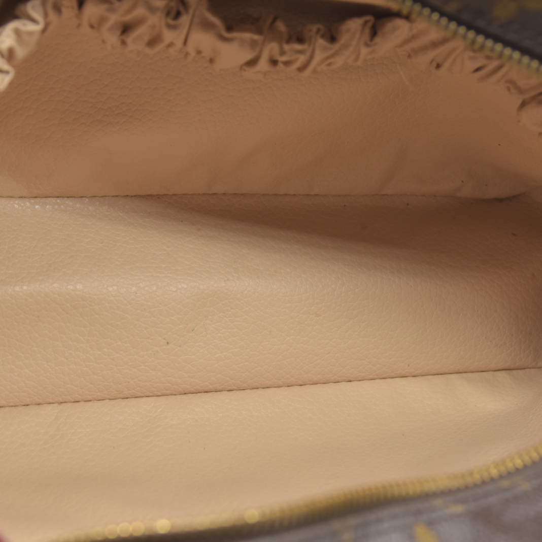 $660 CONSIGNMENT Louis Vuitton Monogram Trousse Toilette 28 MM  874TH 1987