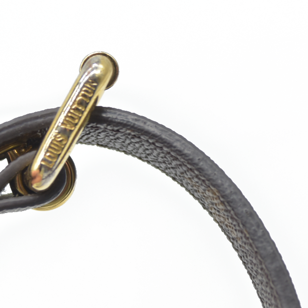 $2760 Louis Vuitton  Monogram Pochette Metis RFID