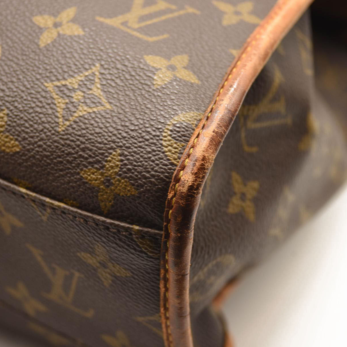 LOUIS VUITTON Monogram Beverly PM Briefcase