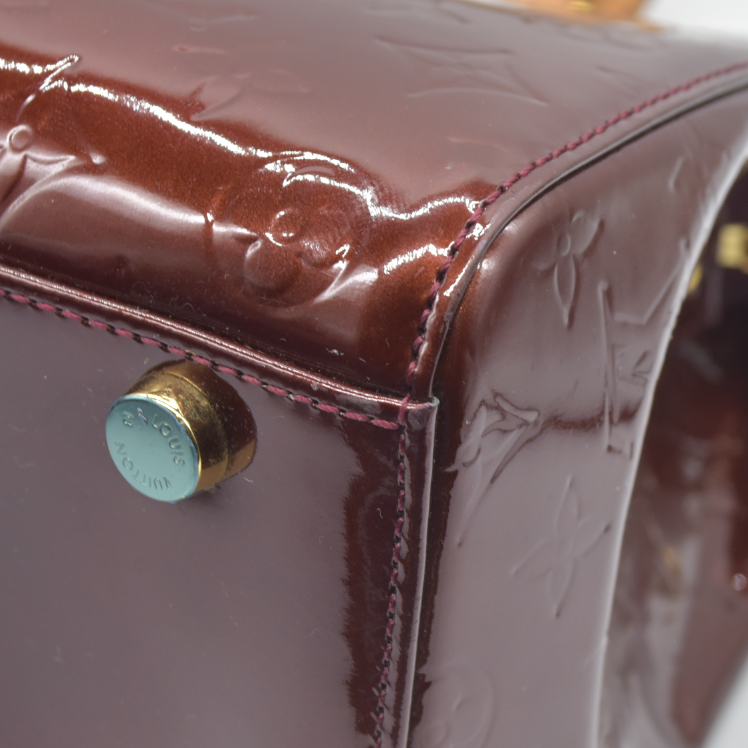 $2730 LOUIS VUITTON Vernis Brea GM Rouge Fauviste SR3101 2011 CONSIGNMENT
