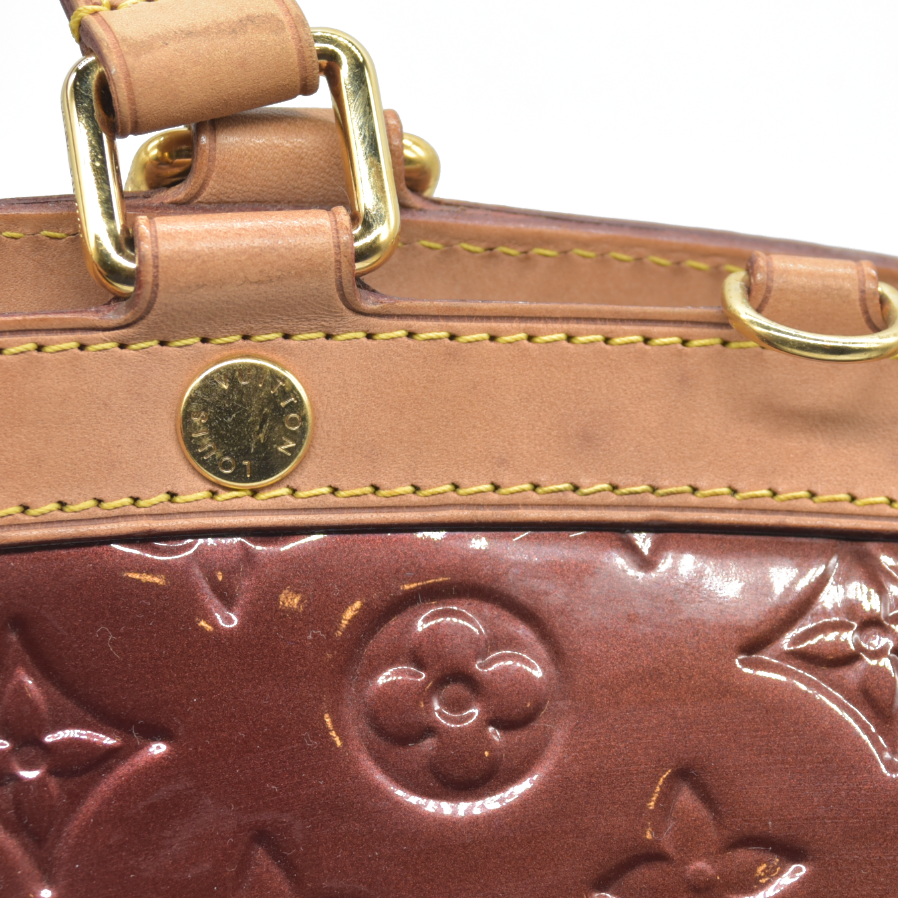 $2730 LOUIS VUITTON Vernis Brea GM Rouge Fauviste SR3101 2011 CONSIGNMENT