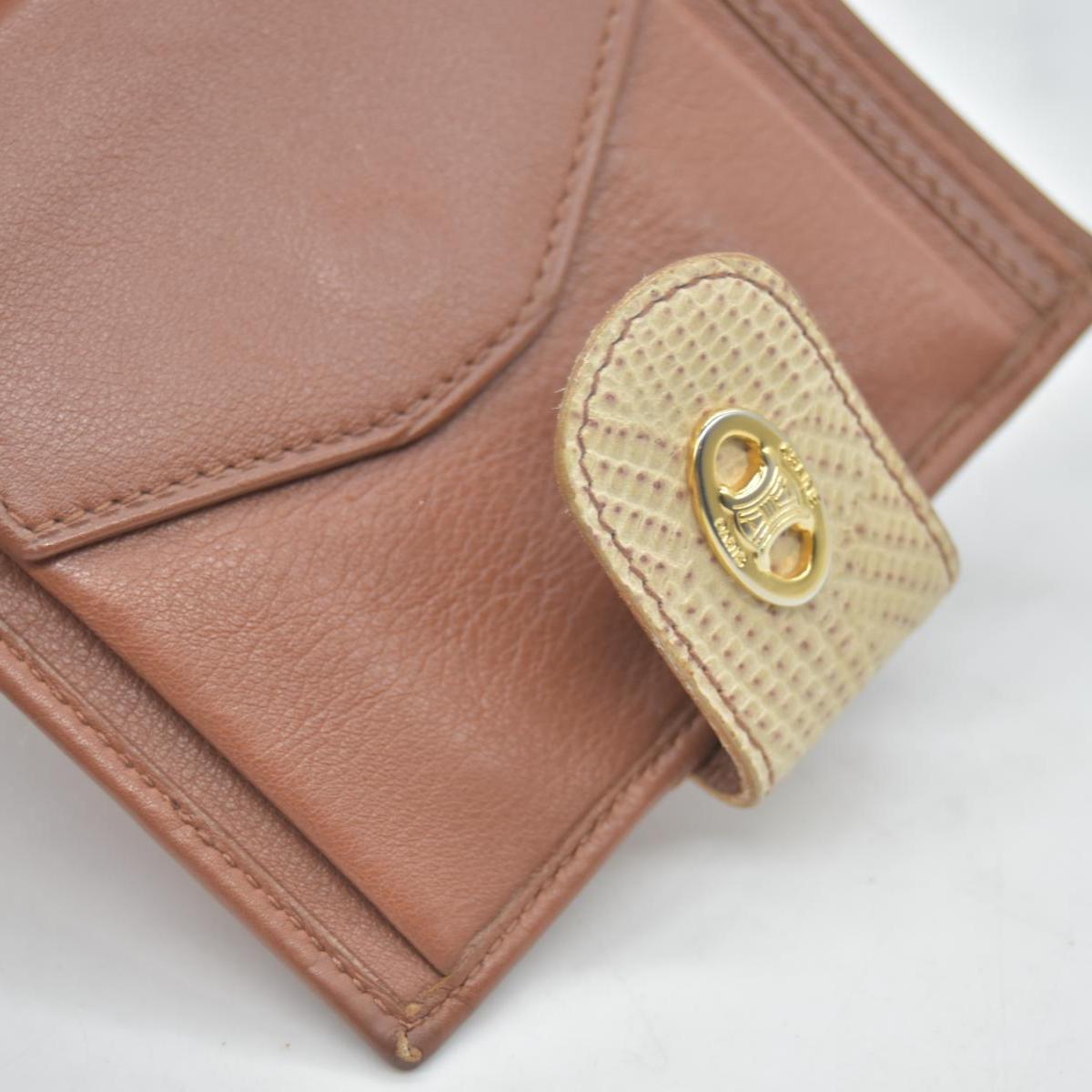 $690 CELINE Triomphe Leather Bifold Compact Wallet CONSIGNMENT