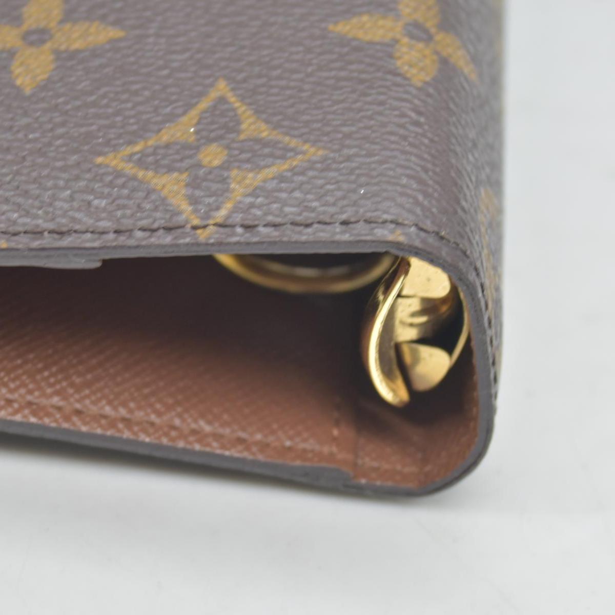 $755 LOUIS VUITTON Monogram Medium Ring Agenda Cover
