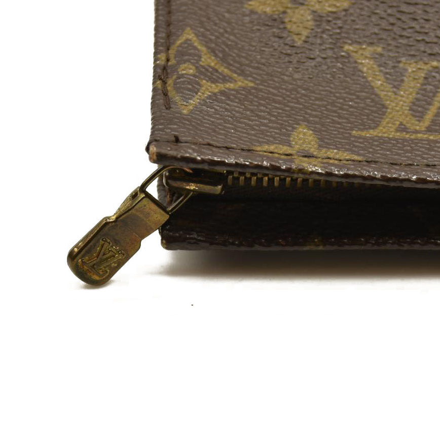 Louis Vuitton  Monogram Toiletry Pouch 26 873TH