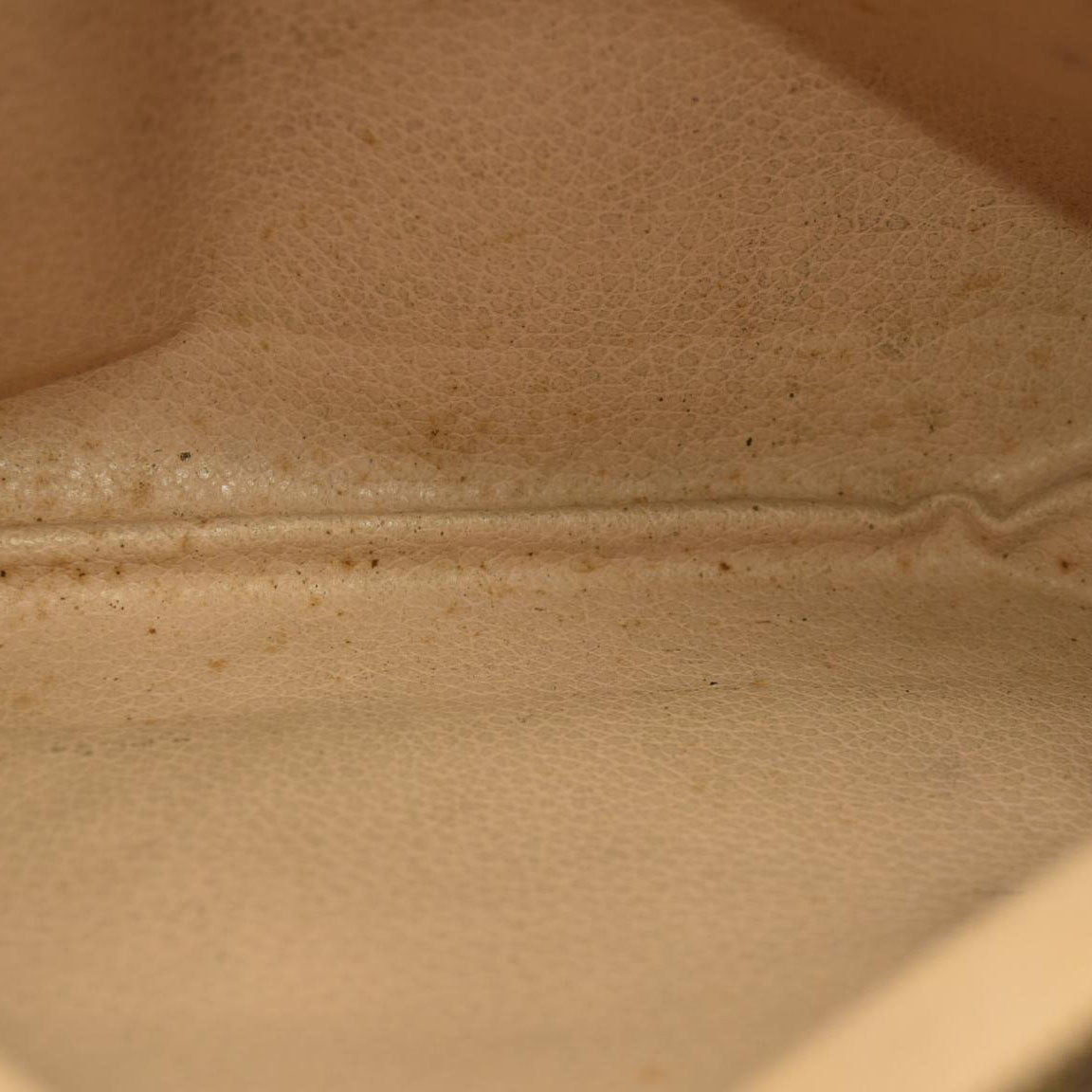 Louis Vuitton  Monogram Toiletry Pouch 26 873TH