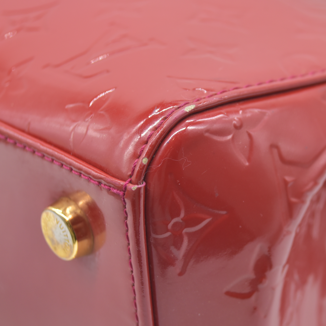 AUCTION $2730 Louis Vuitton  Vernis Brea PM Pomme D'Amour