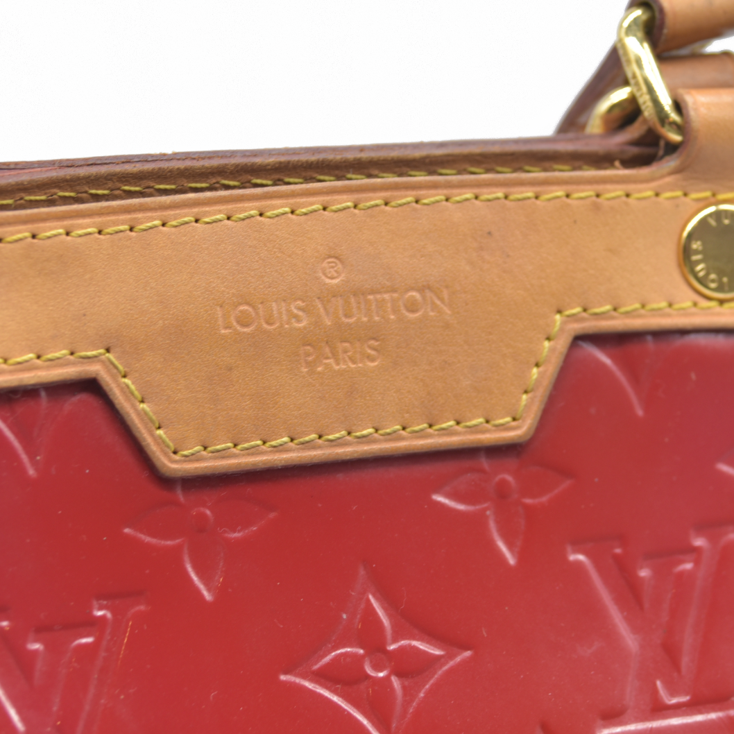 AUCTION $2730 Louis Vuitton  Vernis Brea PM Pomme D'Amour