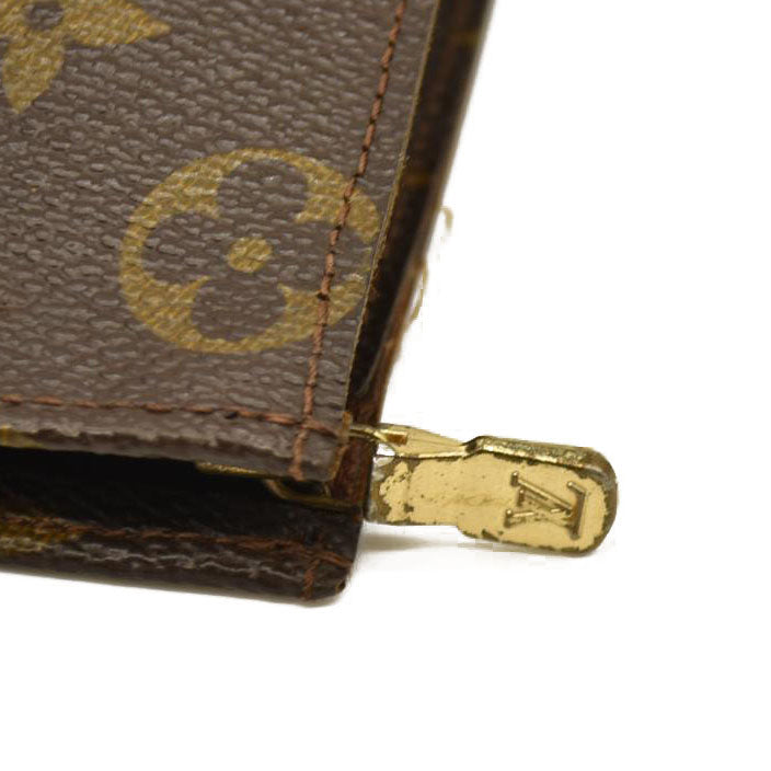 Louis Vuitton  Monogram Toiletry Pouch 26 8903AN