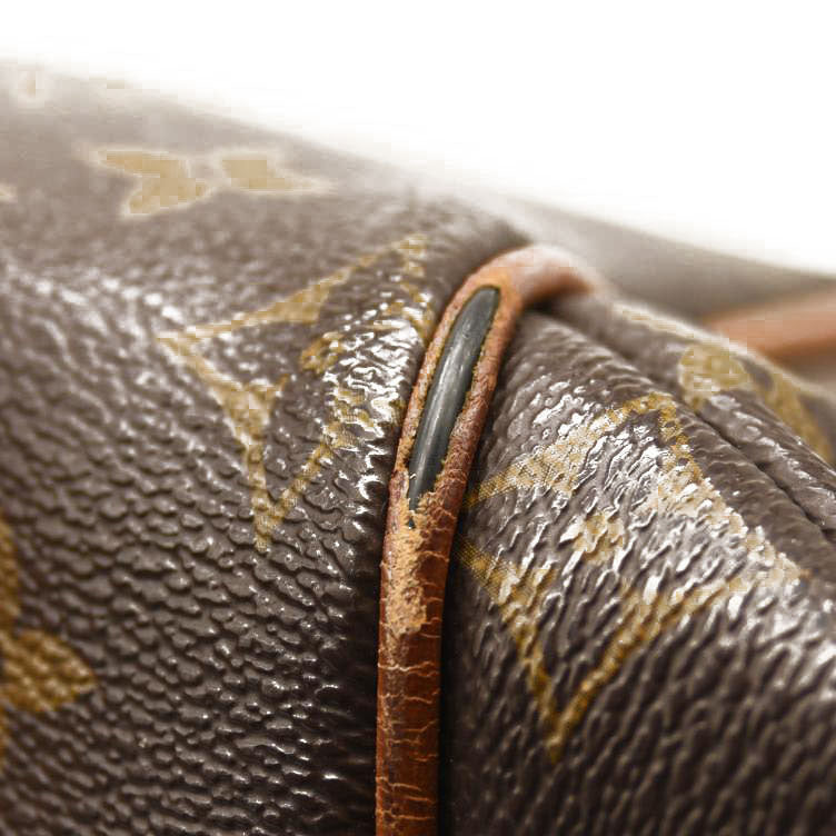 LOUIS VUITTON Monogram Totally MM