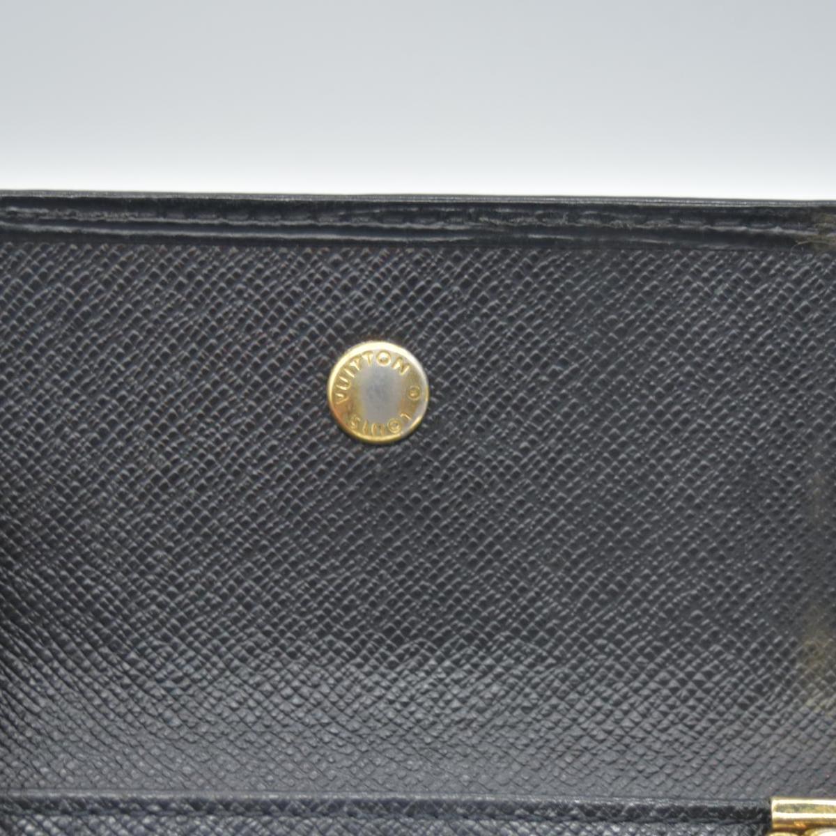 $445 Louis Vuitton Epi 6 Key Multicles Key Holder Black CA0043