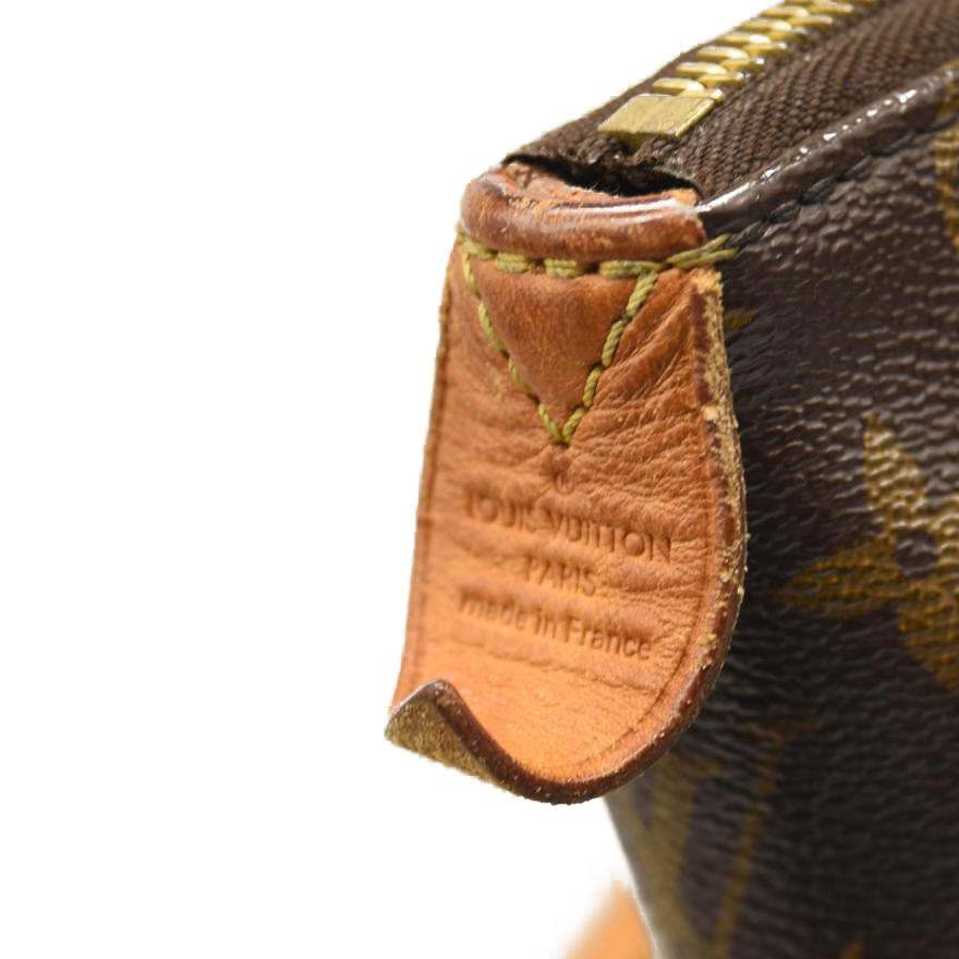 LOUIS VUITTON Monogram Totally MM