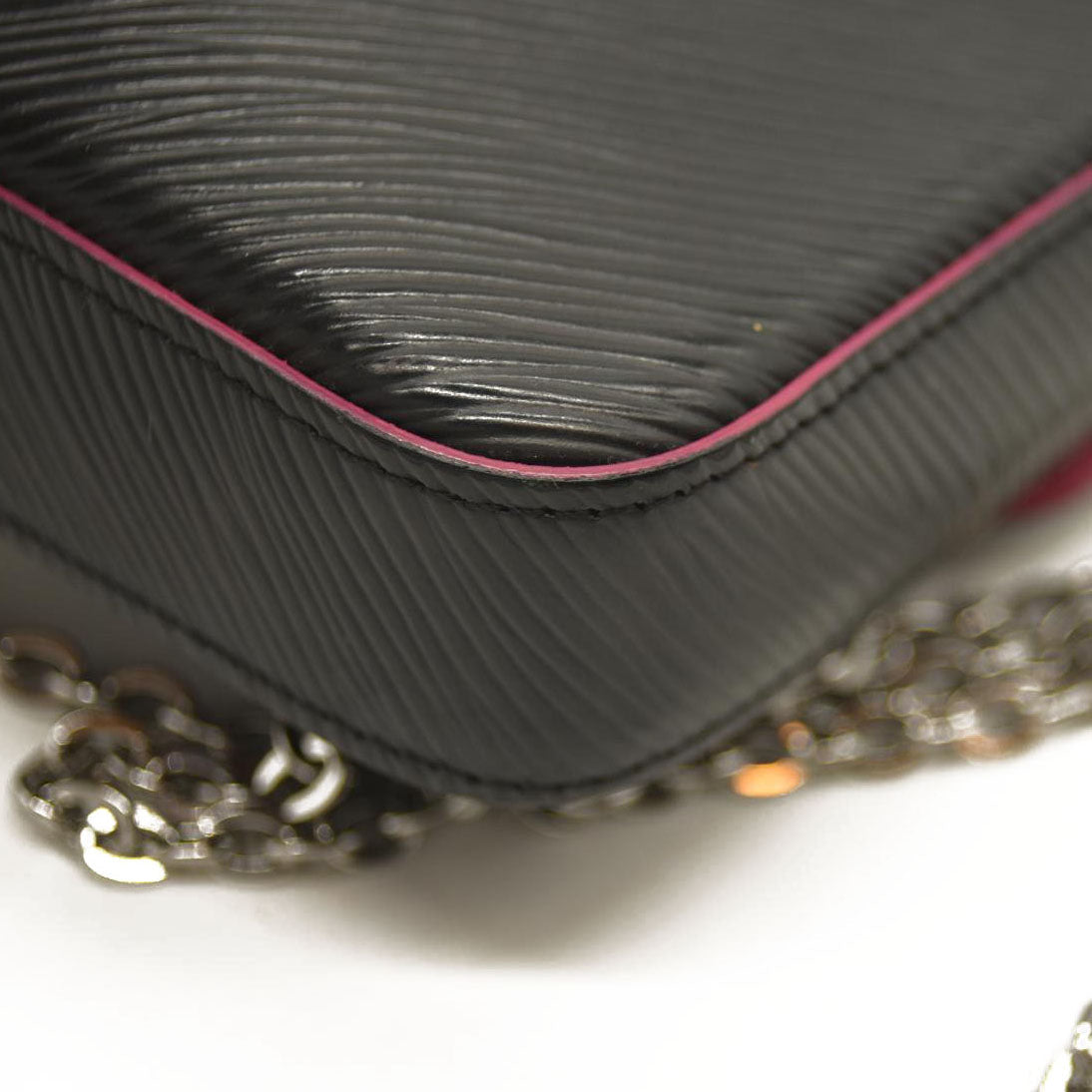 LOUIS VUITTON  Epi Pochette Felicie Black Hot Pink