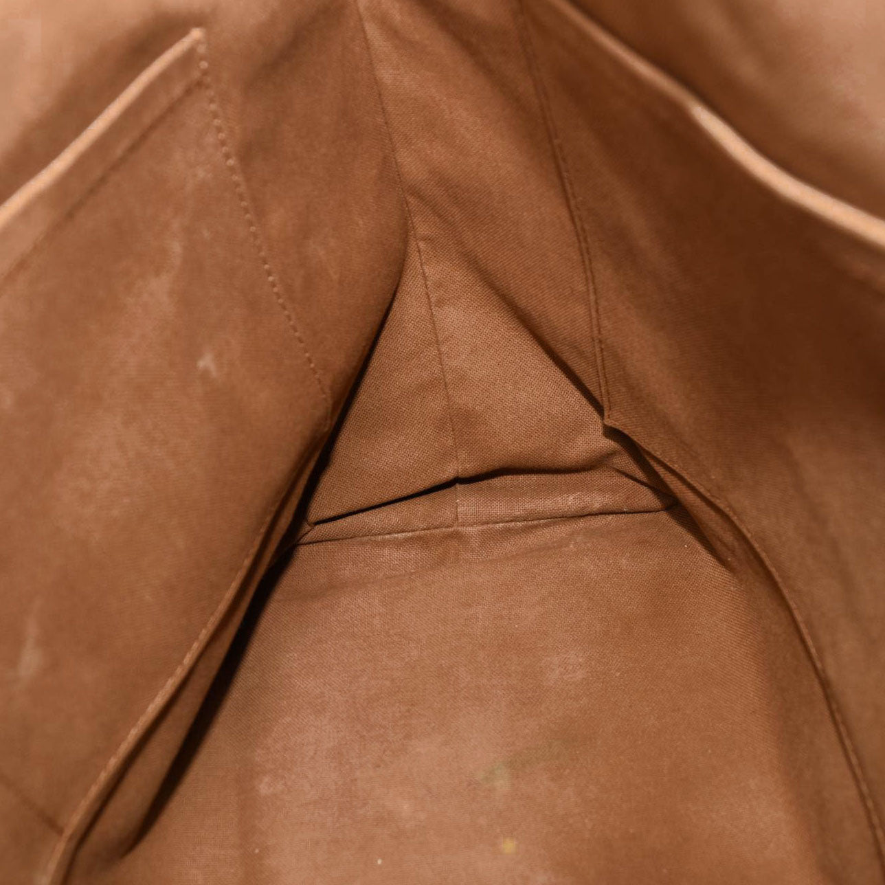 LOUIS VUITTON Monogram Totally MM