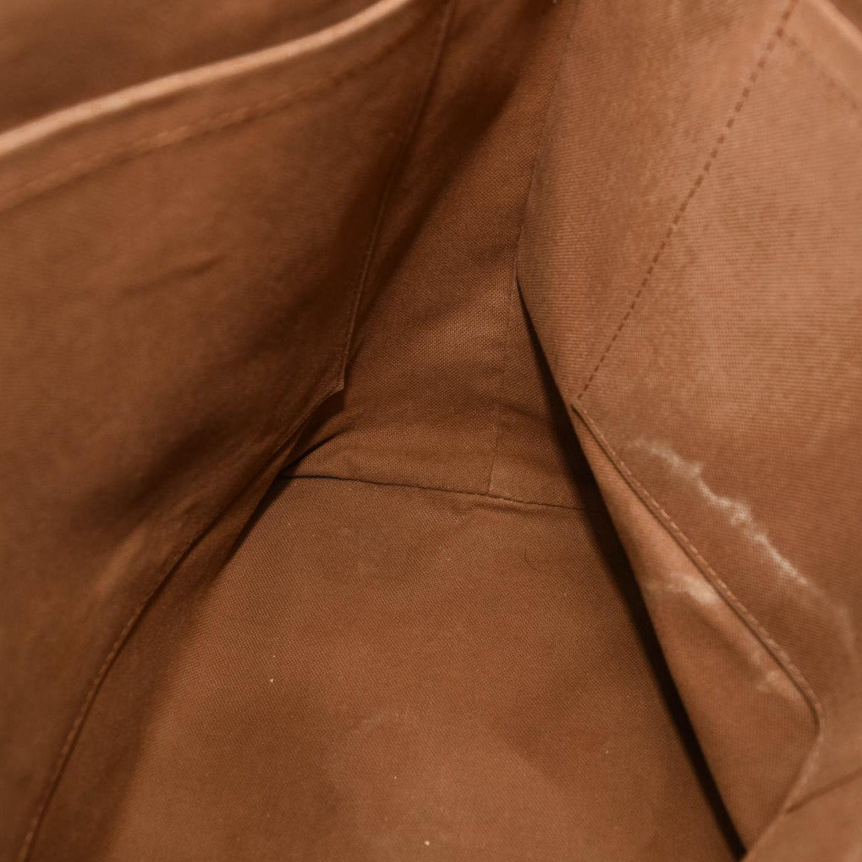 LOUIS VUITTON Monogram Totally MM