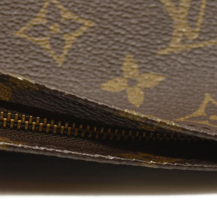 Louis Vuitton  Monogram Toiletry Pouch 26 **1904