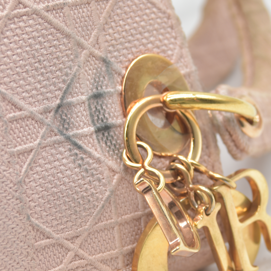 $4500 Christian Dior Canvas Embroidered Cannage Medium Lady D-Lite Pink