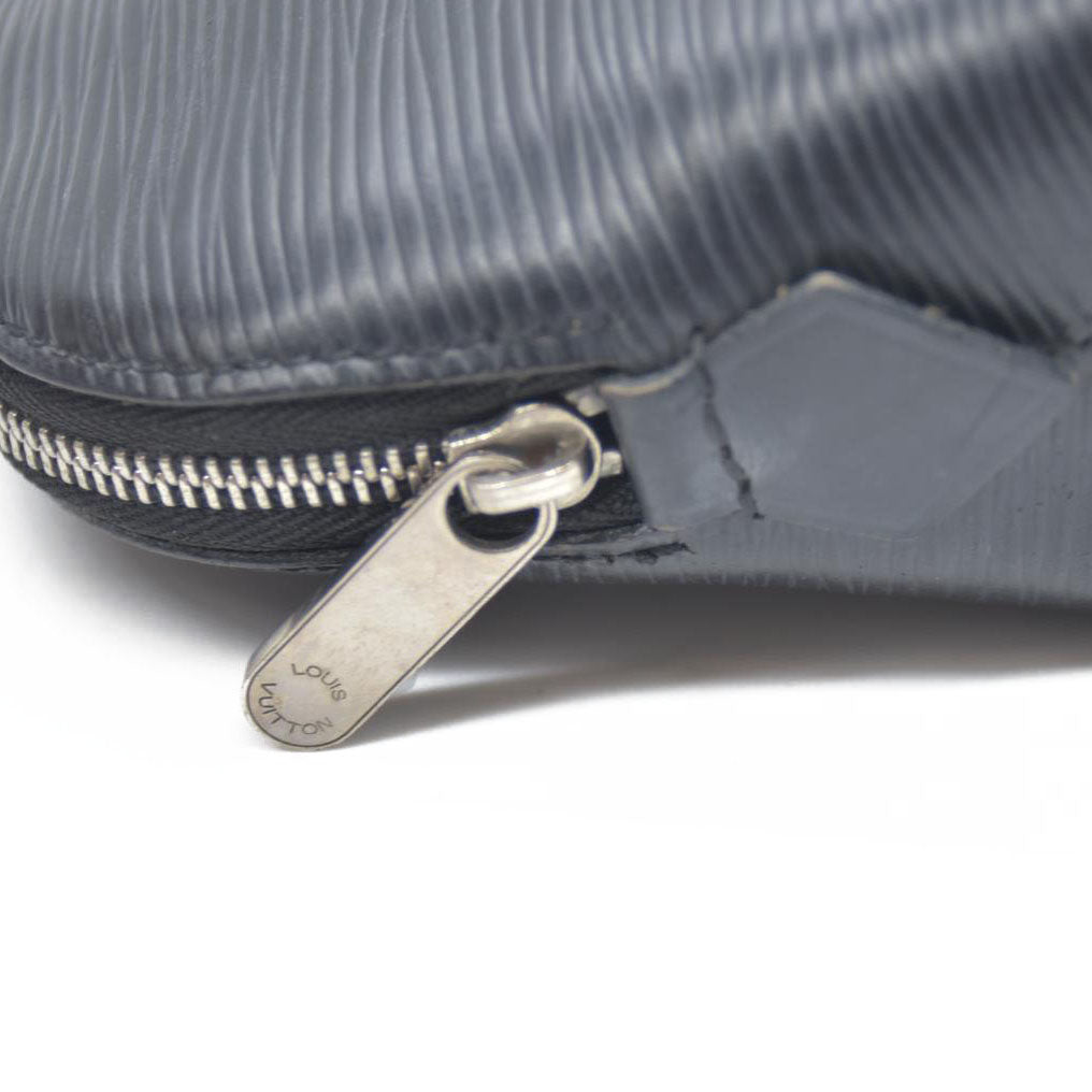 AUCTION $600 Louis Vuitton Epi Pochette Cosmetics Leather Pouch Black