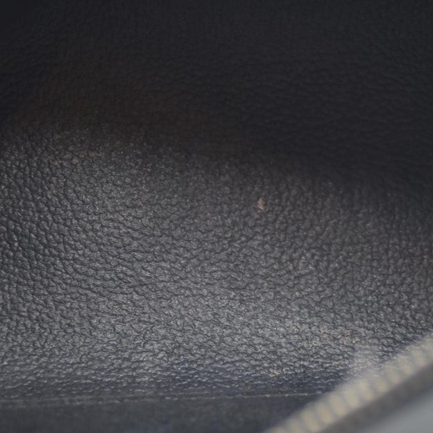 AUCTION $600 Louis Vuitton Epi Pochette Cosmetics Leather Pouch Black