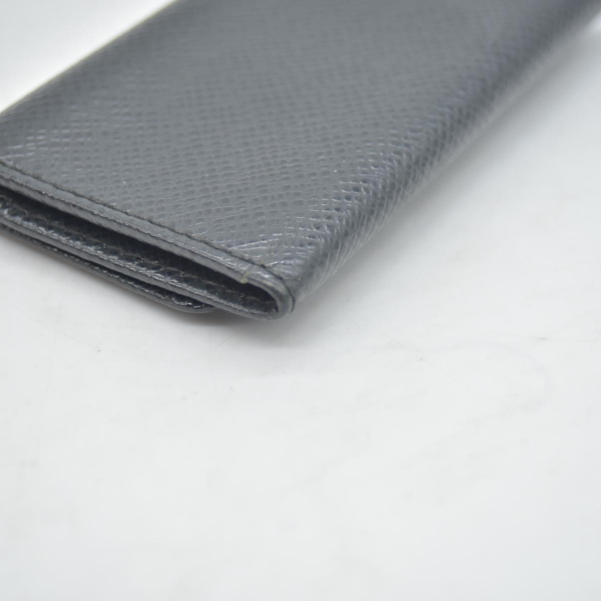 $295 LOUIS VUITTON Taiga 4 Key Multicles Key Holder Black CONSIGNMENT