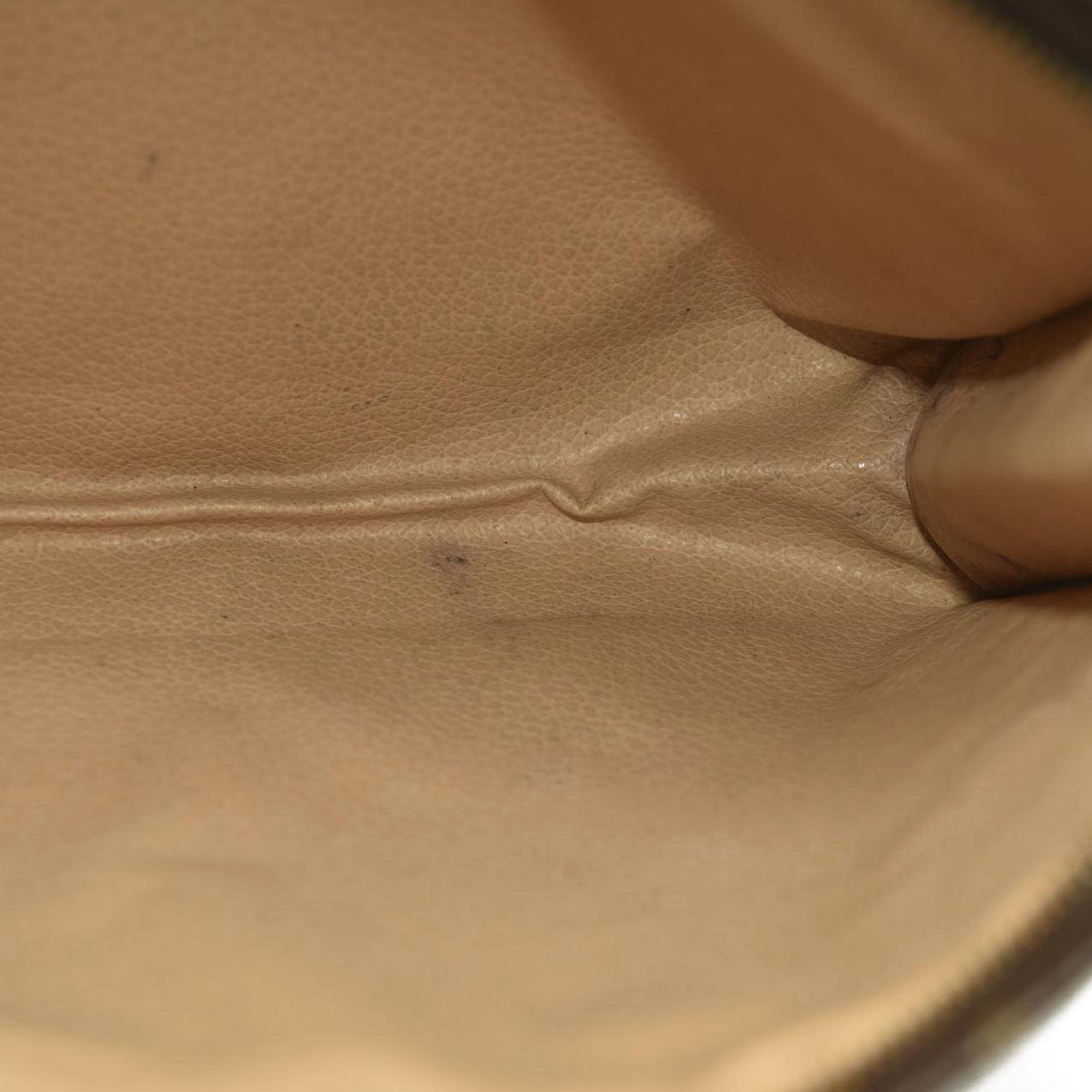 Louis Vuitton  Monogram Toiletry Pouch 26 TH8911