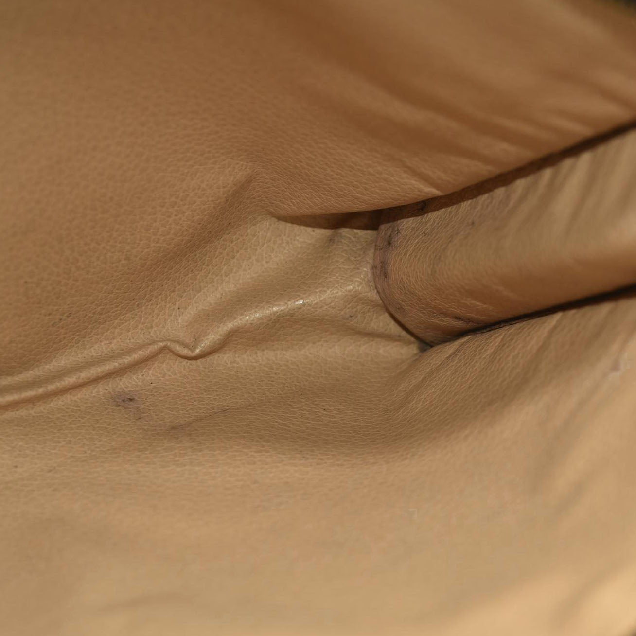 Louis Vuitton  Monogram Toiletry Pouch 26 TH8911