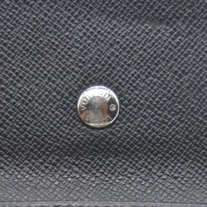 $295 LOUIS VUITTON Taiga 4 Key Multicles Key Holder Black CONSIGNMENT
