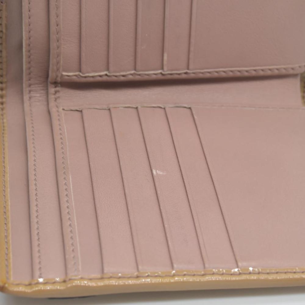 $470 Gucci Pink Patent Leather Microguccissima Nice Compact Wallet CONSIGNMENT