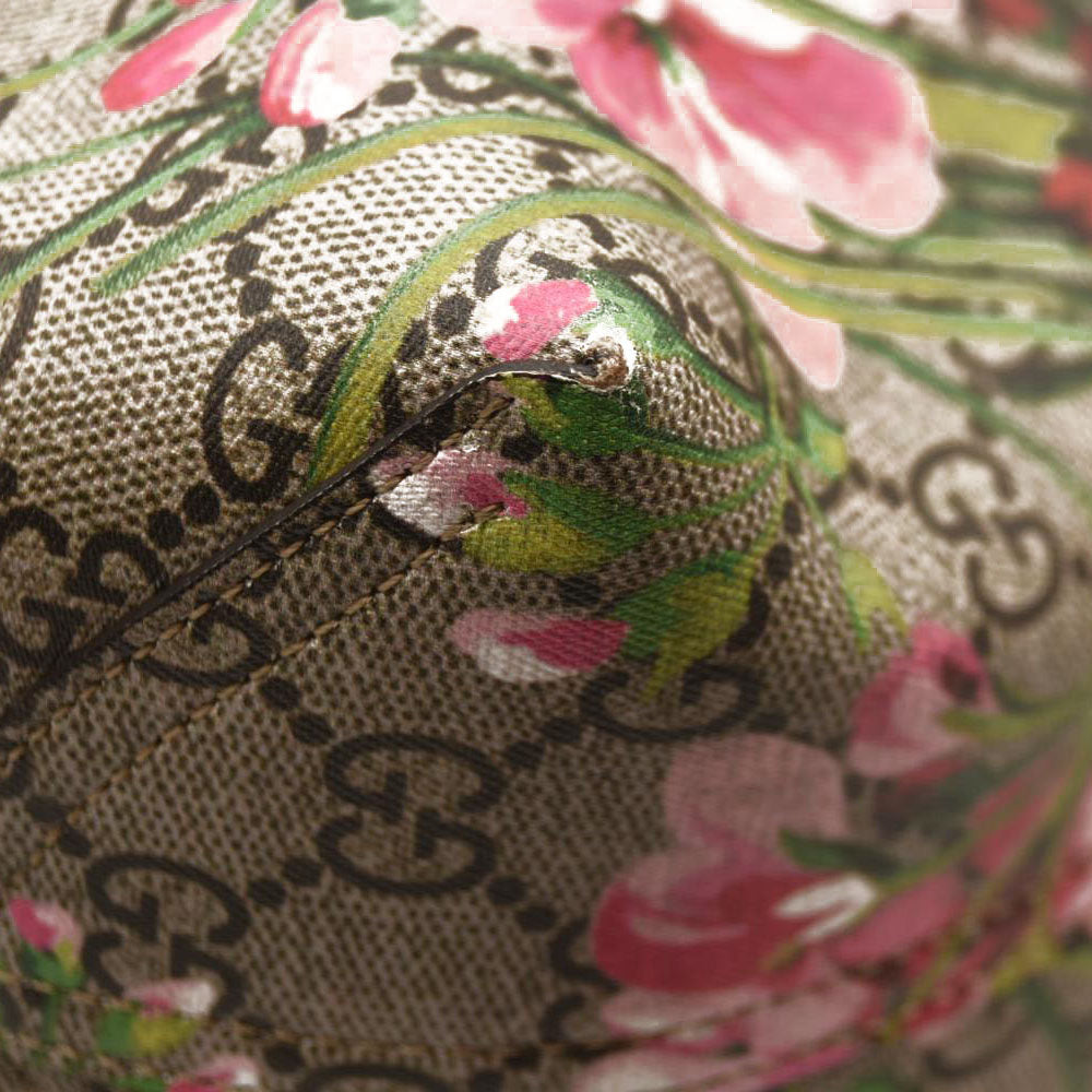 GUCCI GG Supreme Monogram Blooms Large Reversible Tote Beige Multicolor Dry Rose