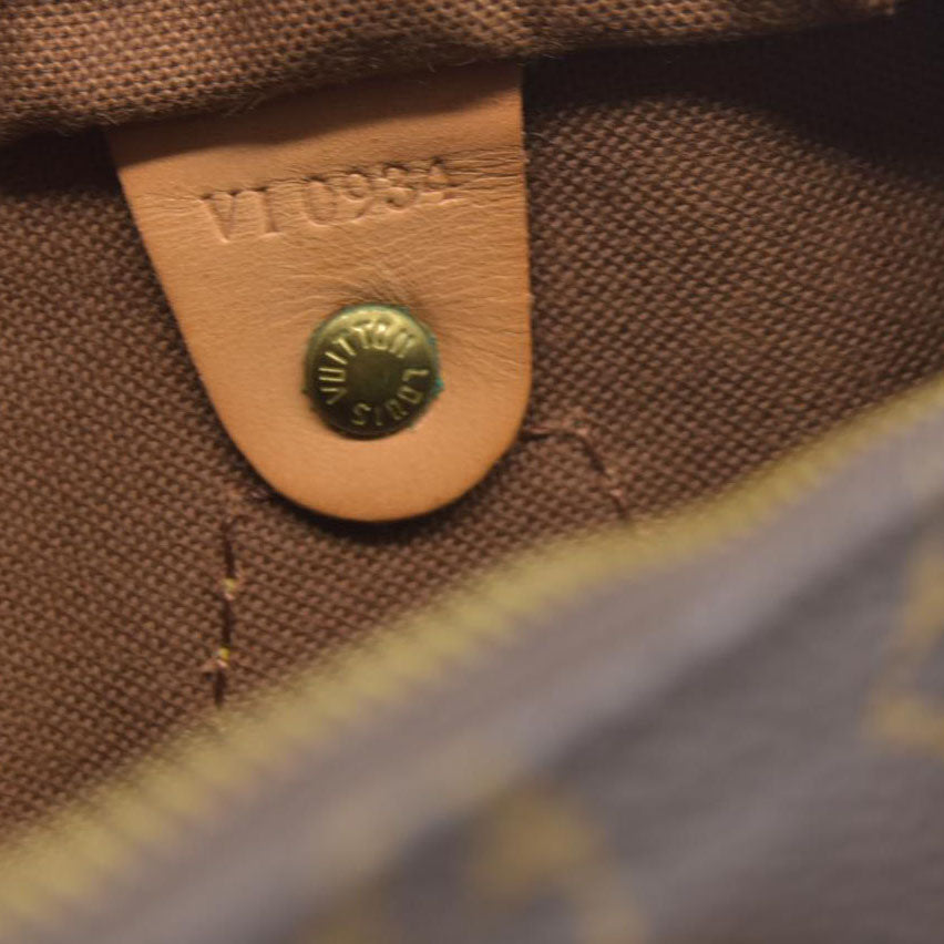 AUCTION $1550 Louis Vuitton  Monogram Speedy 25 VI0934